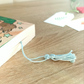 Punto de libro troquelado